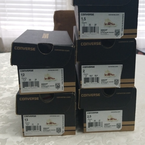 Converse Allstar Chuck Taylor's Youths Sizes - Picture 8 of 8